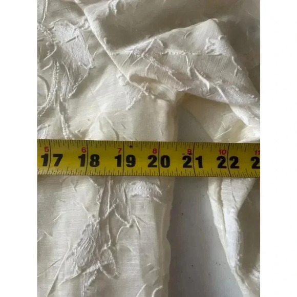 Women's J. Jill Ivory Embroidered Blouse Size M‎ EUC Like New - Picture 8 of 8